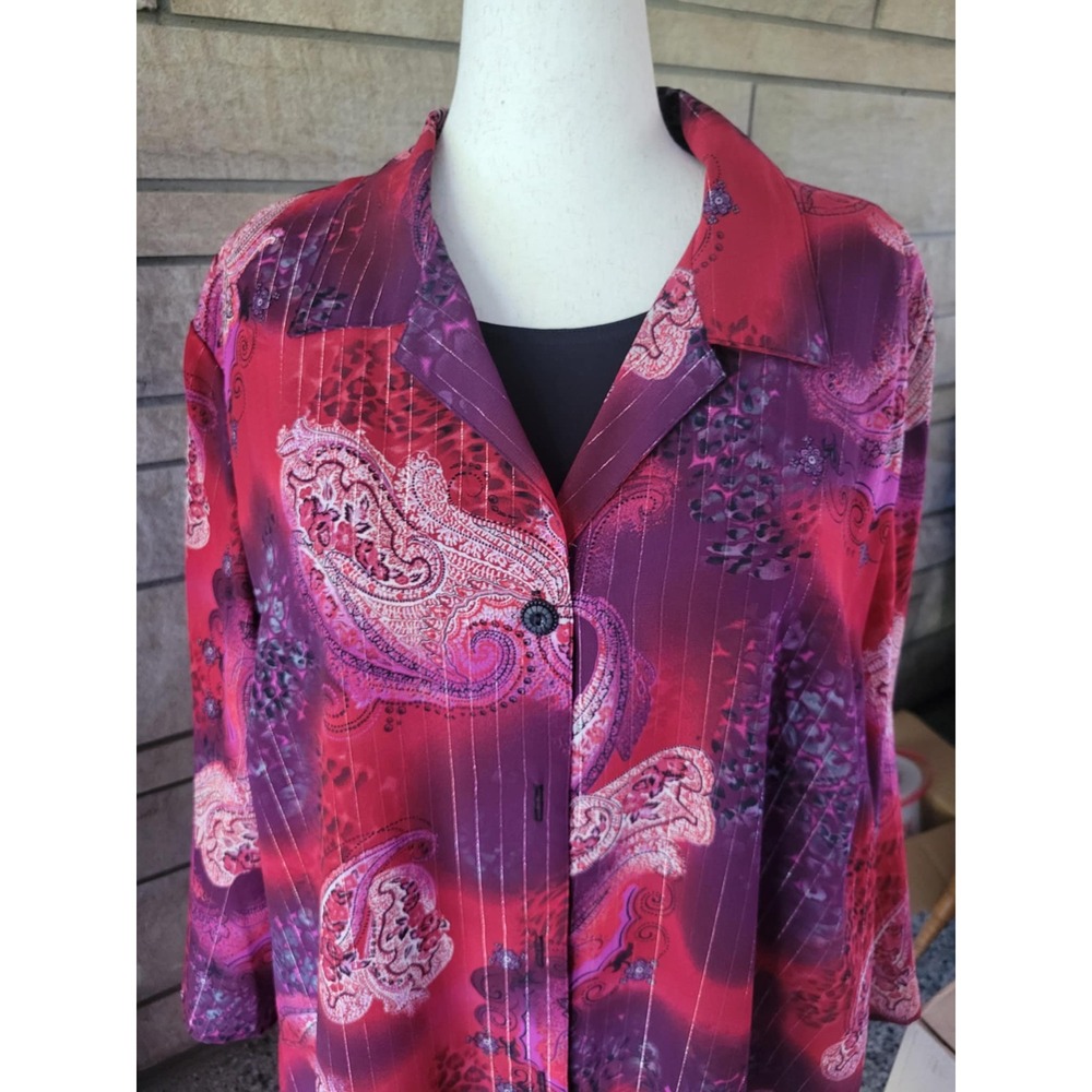 Maggie Barnes Women's Red Purple‎ Paisley Button Down Blouse Top 32W Plus